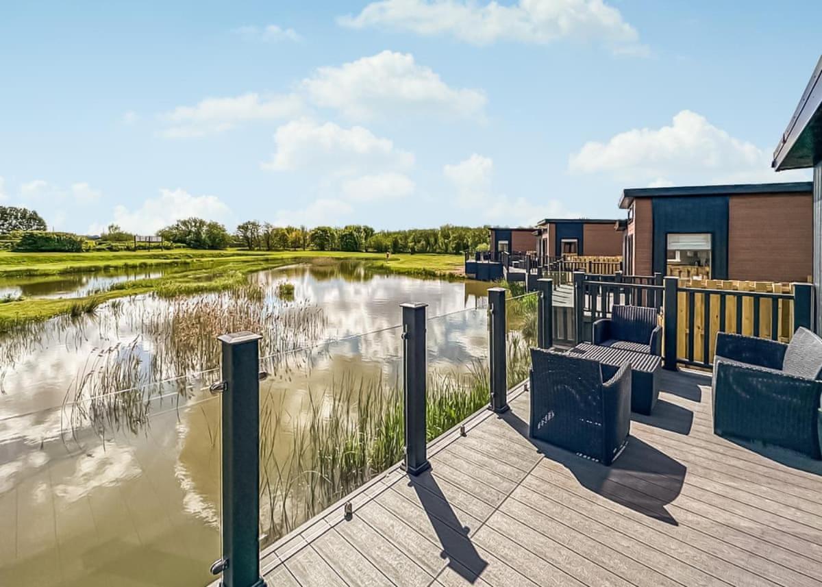 Waterside Hambleton Lakeside Lodges Poulton-le-Fylde Zewnętrze zdjęcie